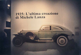Grafica: scenografie per mostra al Museo dell'Automobile di Torino - Puccini - foto4